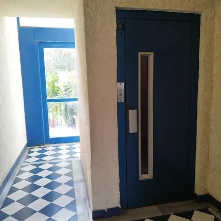 홈스테이 Castro-Urdiales Desayuno Incluido Garaje, La Playa Cerca 카스트로우르디알레스