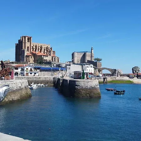 Castro-Urdiales Desayuno Incluido Garaje, La Playa Cerca * 카스트로우르디알레스