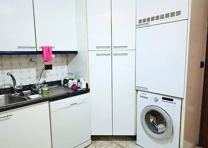 Castro-Urdiales Desayuno Incluido Garaje, La Playa Cerca Kwatera prywatna