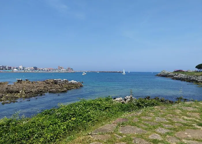 Castro-Urdiales Desayuno Incluido Garaje, La Playa Cerca Castro Urdiales